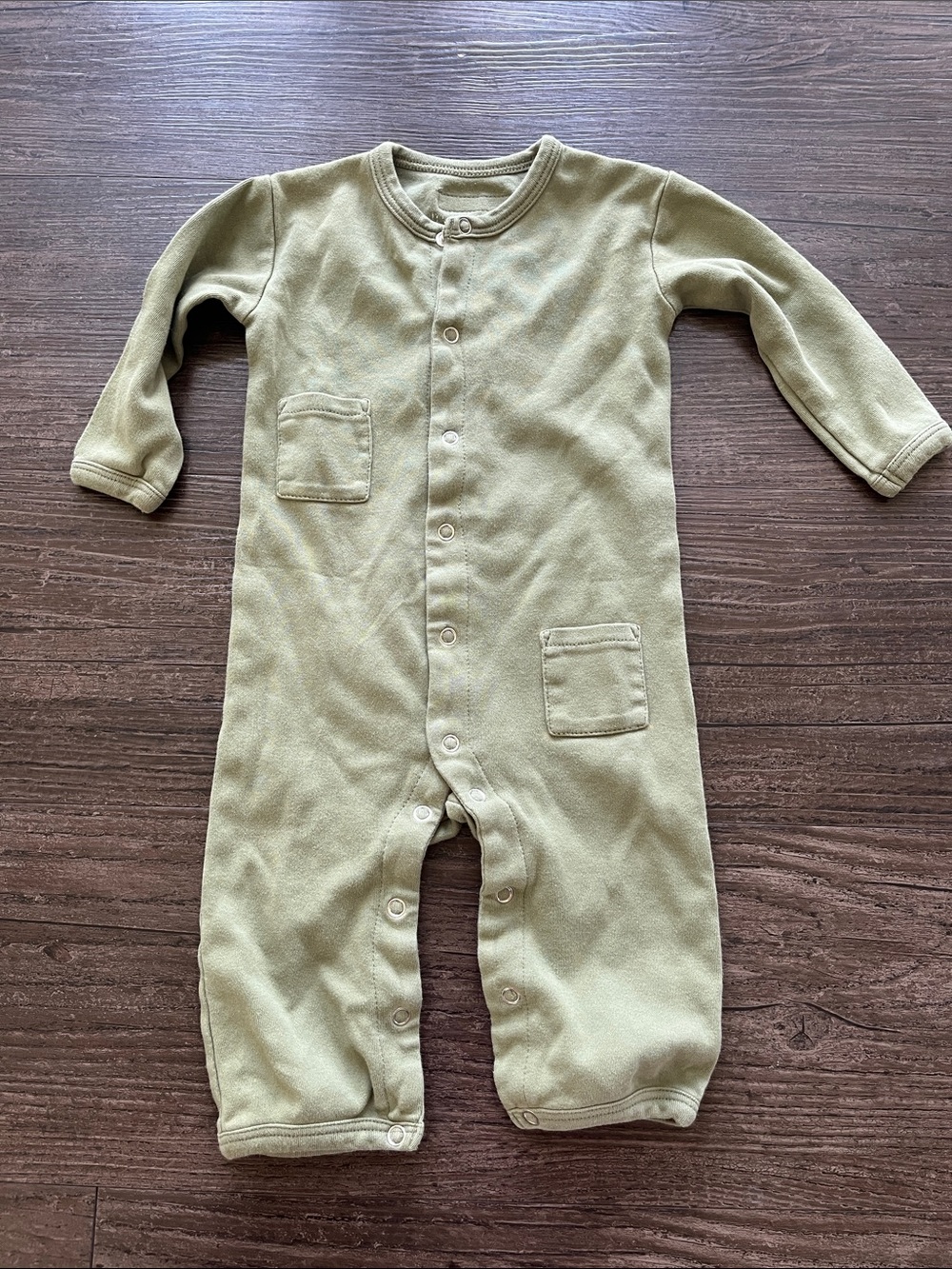 L’oved Baby One Piece Romper Size 6-9 Months